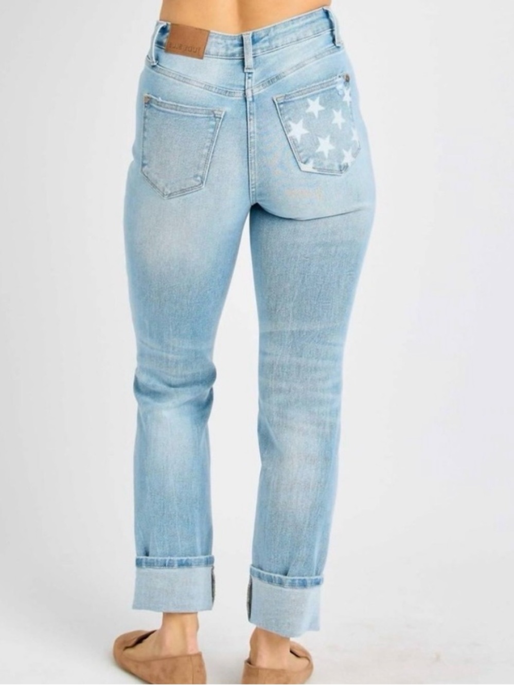 Star pocket Judy Blue Light Blue Distressed Boyfriend Jeans